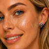 Argolla Huggie 02.452.0023.15 Rodio Laminado, Diseño de Trébol de Cuatro Hojas, con Zirconia Cubica Multicolor, Pulido, Rodinado