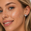 Arete Dormilona 02.344.0001.1 Rodio Laminado, Diseño de Corazón, con Micro Pave Blanca y Perla Marfil, Pulido, Rodinado