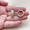 Argolla Huggie 02.267.0097.20 Oro Laminado, Diseño de Cluster, con Zirconia Cubica Blanca, Pulido, Tono Dorado