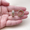 Argolla Huggie 02.267.0097.5.20 Oro Laminado, Diseño de Cluster, con Zirconia Cubica Multicolor, Pulido, Tono Dorado