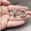 Argolla Huggie 02.267.0097.8.20 Rodio Laminado, Diseño de Cluster, con Zirconia Cubica Verde y Blanca, Pulido, Rodinado