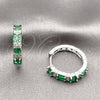 Argolla Huggie 02.267.0098.7.22 Rodio Laminado, Diseño de Baguette, con Zirconia Cubica Verde y Blanca, Pulido, Rodinado
