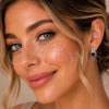 Argolla Huggie 02.267.0099.6.25 Rodio Laminado, Diseño de Cluster, con Zirconia Cubica Granate y Micro Pave Blanca, Pulido, Rodinado