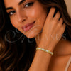 Pulsera Elegante 03.213.0444.08 Oro Laminado, Diseño de Besos y Abrazos, con Zirconia Cubica Blanca, Pulido, Tono Dorado (Grosor 08.2 MM, 8 Pulgadas de Largo)