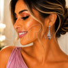 Arete Largo 02.282.0113.5 Rodio Laminado, Diseño de Flor y Baguette, con Zirconia Cubica Blanca y Multicolor, Pulido, Rodinado