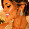 Arete Largo 02.283.0438 Oro Laminado, Diseño de Gota y Baguette, con Zirconia Cubica Blanca, Pulido, Tono Dorado