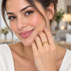 Anillo Multi Piedra 01.472.0001 Oro Laminado, con Micro Pave Blanca, Pulido, Tono Dorado (Talla Unica)