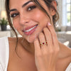 Anillo Multi Piedra 01.472.0006.1 Oro Laminado, Diseño de Corazón y Cluster, con Madre Perla Light Siam y Micro Pave Blanca, Pulido, Tono Dorado (Talla Unica)