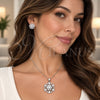 Juego de Arete y Dije de Adulto 10.448.0035 Oro Laminado Blanco, Diseño de Flor y Gota, con Zirconia Cubica Blanca y Micro Pave Blanca, Pulido, Rodinado