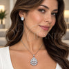 Juego de Arete y Dije de Adulto 10.448.0036 Oro Laminado Blanco, Diseño de Gota y Cluster, con Zirconia Cubica Blanca, Pulido, Rodinado