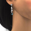 Arete Largo 02.26.0260 Rodio Laminado, Diseño de Corazon y Oja, Diseño de Corazon, con Cristales de Swarovski Bermuda Blue y Zirconia CubicaBlanca, Pulido, Rodinado
