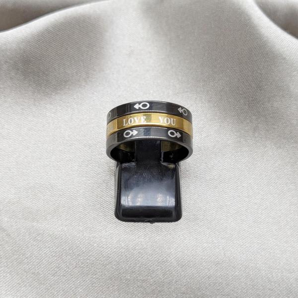 Anillo de Hombre 01.63.0638.09 Acero Inoxidable, Diseño de Amor, Esmaltado Negro, Dorado