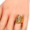 Anillo Multi Piedra 01.210.0035.07 Oro Laminado, con Zirconia Cubica Blanca y Micro PaveBlanca, Pulido, Dorado